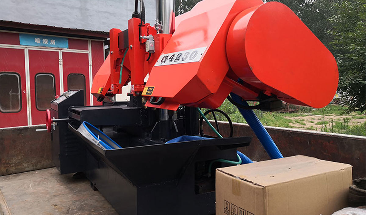 1734664800536190.jpg 鋸床